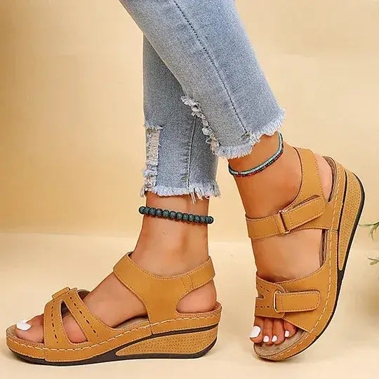 COMFORTABLE ORTHOPEDIC SANDALS