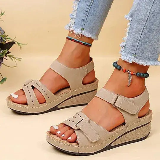 COMFORTABLE ORTHOPEDIC SANDALS